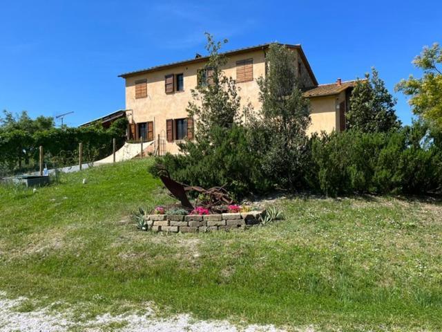 Bed And Breakfast Casale Del Sole Castellina Marittima Dış mekan fotoğraf